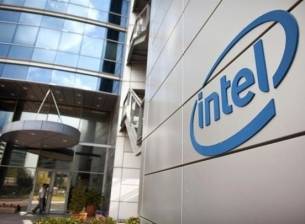 Intel с ръст на приходите за тримесечието, но с проблеми в мобилната сфера