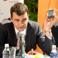 LG GT540 Optimus ексклузивно от VIVACOM