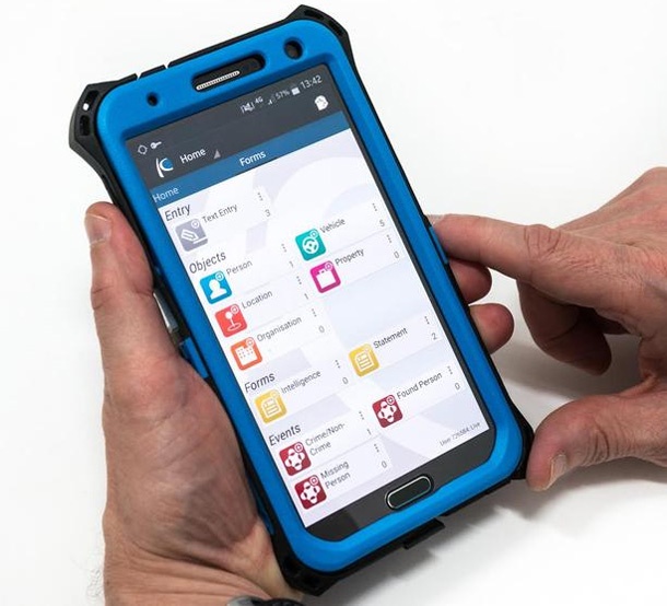 Полицията в Йоркшир мина на Samsung Galaxy Note 3