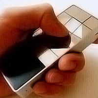 Концептуален мобилен телефон за незрящи