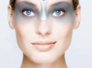 Motorola празнува 25-годишнината на мобилните телефони с концептуални разработки