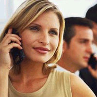 Доставките на телефони падат с 8% през тримесечието