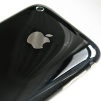 Анализатори прогнозират, че Apple ще пусне и по-евтин iPhone