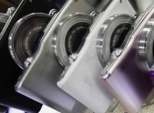 Samsung не планира за момента 3D камерафони