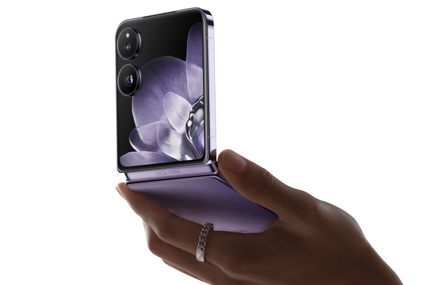 Сгъваемият Xiaomi Mix Flip идва в България след 15 август