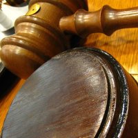 Корейска компания съди производители на телефони за нарушаване на патенти