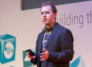 Техническият директор на Facebook напуска заради стартъп