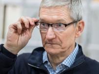 Тим Кук: Купете iPhone на майка си