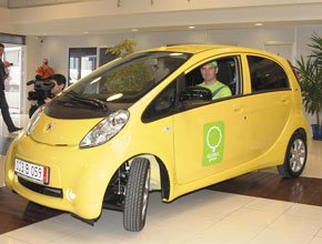 GLOBUL с един от първите 100% електрически автомобили в България