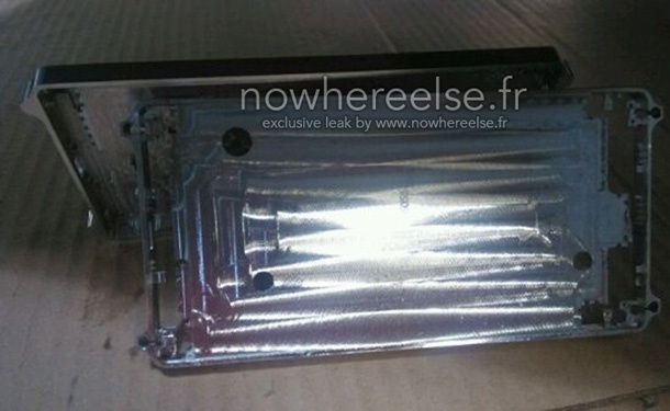 Снимка може би показва металната рамка на Galaxy S6