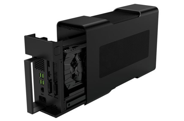 Razer Core позволява ползването на външни графични карти с лаптопи
