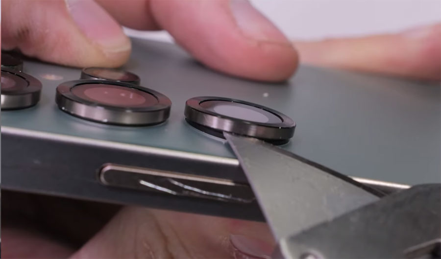 Galaxy S25 Ultra премина през тестовете на JerryRigEverything