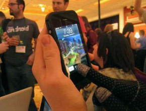 Ръкавици за работа с капацитивни дисплеи