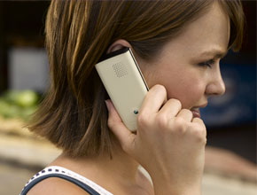 СЗО: Мобилните телефони могат да увеличат риска от рак