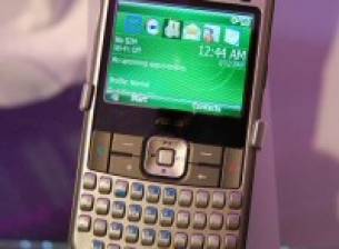 QWERTY смартфон от Asus