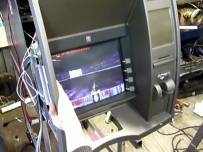 Да играеш Doom на банкомат