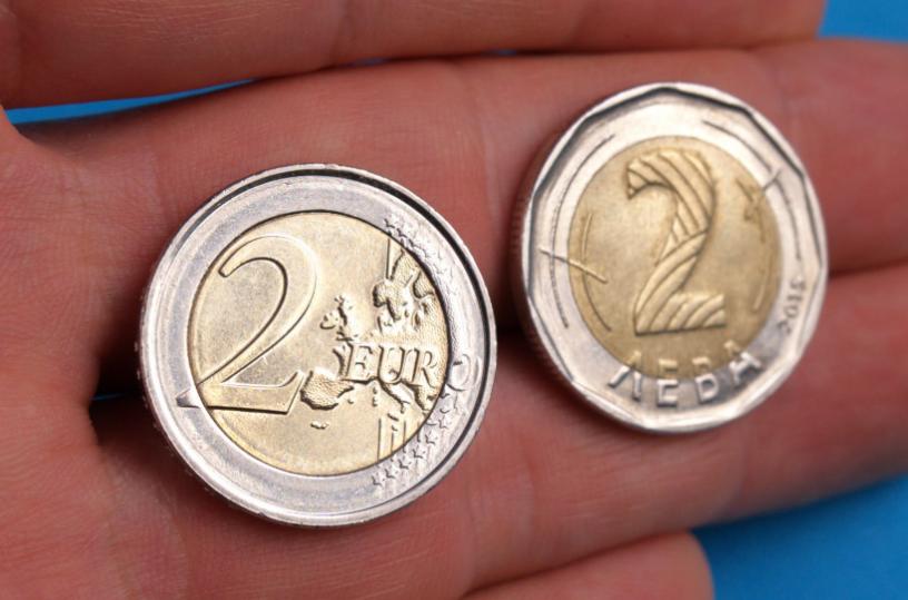 2 евро отблизо