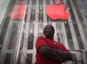 Първи автоматичен ъпдейт за OS X заради пропуск в сигурността на NTP