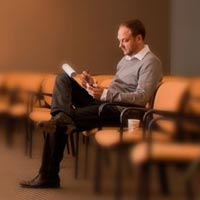 Още един бивш кадър на Apple отива в Palm