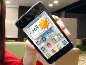 Премиера на LG Optimus 3D Cube