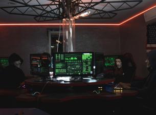 Хакери, свързвани с Иран, пробиха имейла на директора на ФБР