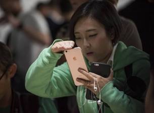 Facebook работи по проект за 360-градусови клипове