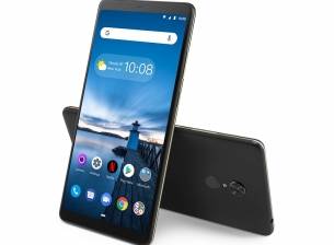 Lenovo Tab V7 предлага голям дисплей, впечатляваща батерия и ниска цена