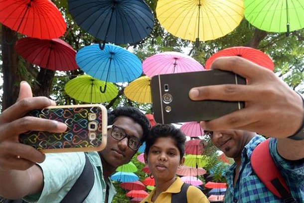 Китайските производители на смартфони гледат към Индия