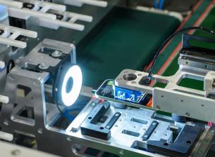 Breezy пуска линия за роботизирано оценяване и обновяване на смартфони