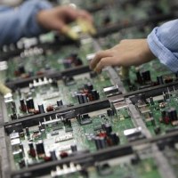 Фирми настояват ЕС да затегне използването на вредни вещества в електрониката