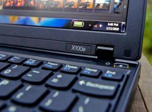 Продажбите на компютри през тримесечието се запазиха