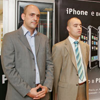Българска премиера на iPhone