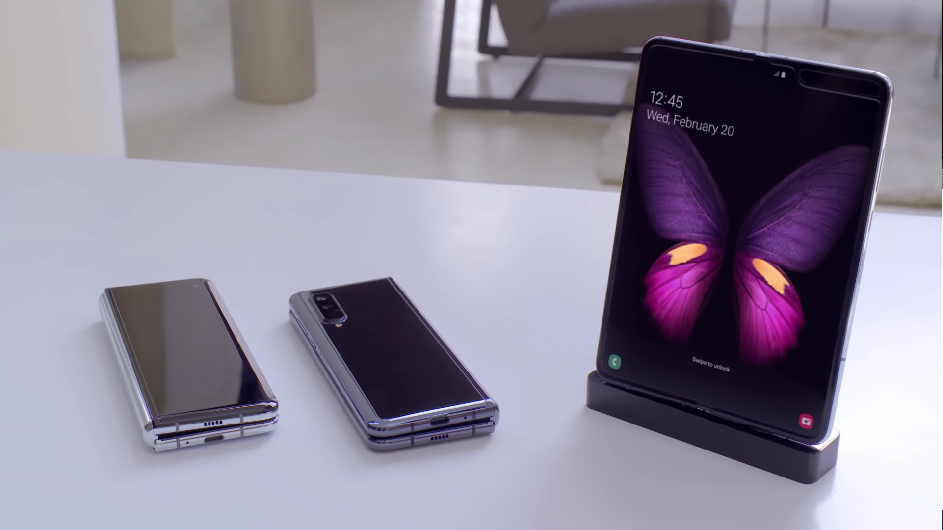Видео на Samsung демонстрира в детайли Galaxy Fold