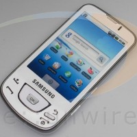 Samsung Galaxy в бяло