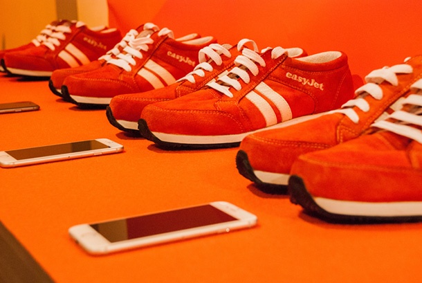 Умни обувки на easyJet ще ни помогнат в разглеждането на интересни места