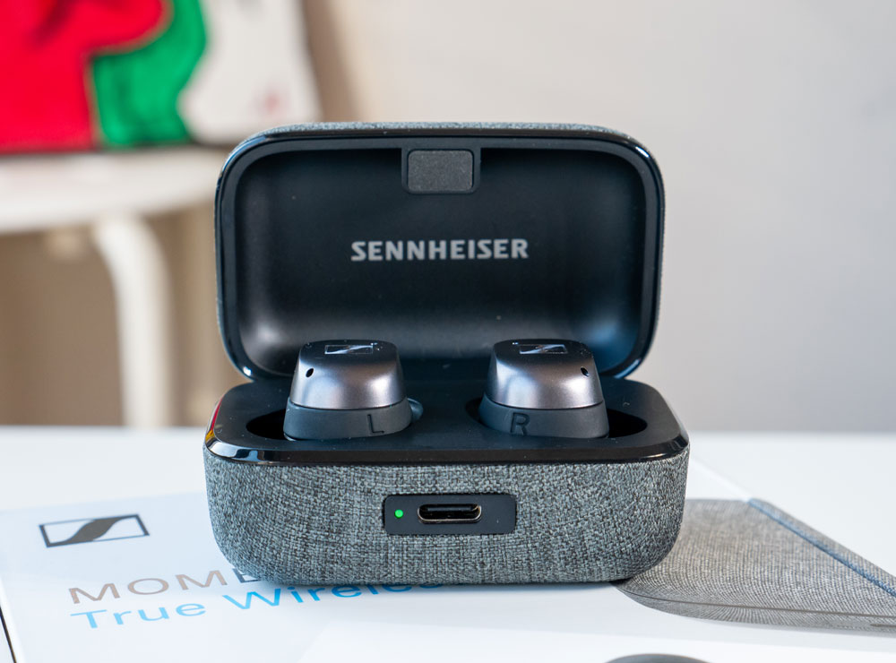 РЕВЮ: Sennheiser Momentum True Wireless 3 са удобни и звучат чудесно