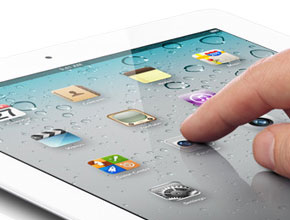 Apple започва да наваксва с доставките на iPad 2