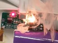 С този хак е възможно запалването на телефон чрез зарядното