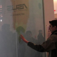 Огромен тъчскрийн на щанда на Asus