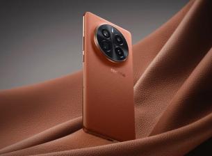 realme GT5 Pro се отличава с перископен обектив и разпознаване на жестове с ръка