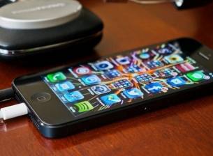 iOS продължава да държи голям дял от мобилна реклама