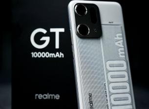 Realme показа концептуален смартфон с 10 000 mAh батерия и зареждане до 320W