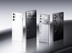 Това е първият смартфон, след моделите на Samsung, с овърклокнат Snapdragon 8 Gen 3