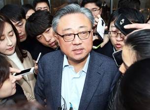 Samsung очаква следващата година да е трудна за смартфоните й