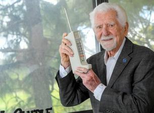 50 години от първия разговор по клетъчен мобилен телефон