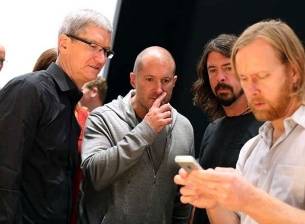 Слух: iOS7 ще бъде с изключително семпъл интерфейс