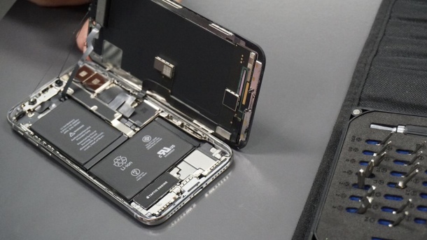 Apple ще трябва да обясни защо не позволява потребителите да ремонтират устройствата си сами