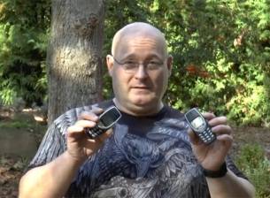 Видео показва сблъсък на Nokia 3310 със Samsung Galaxy