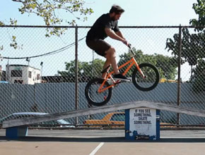 Xperia Studio е онлайн платформа за артисти на Sony Ericsson