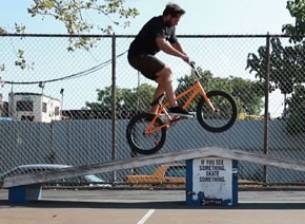 Xperia Studio е онлайн платформа за артисти на Sony Ericsson